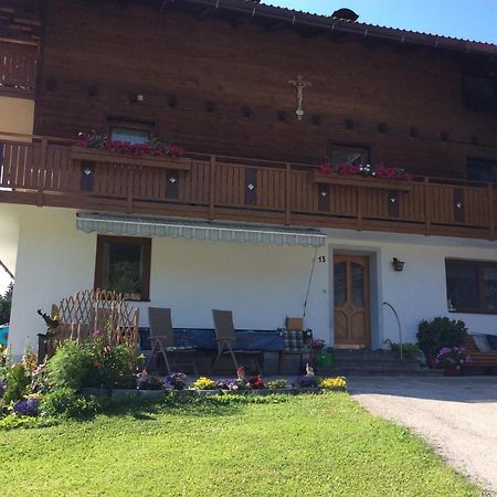 Hôtel Haus Eder Burgi à Nikolsdorf Extérieur photo